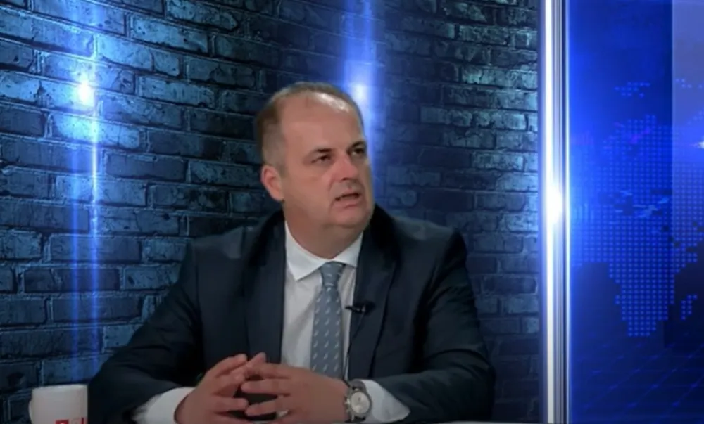 Nimanbegu čestitao Dan bo&scaron;njačke nacionalne zastave