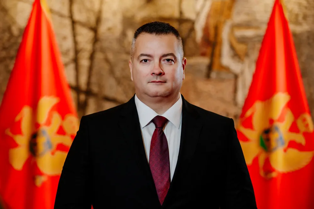 Vuksanović čestitao Plenkoviću: Snažna Hrvatska je snaga i Hrvata u Crnoj Gori