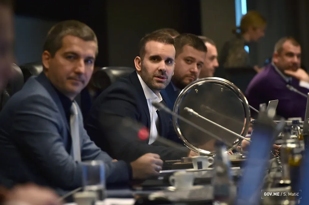 Luka Budva se daje na upravljanje Morskom dobru