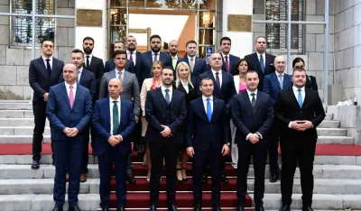 Za ručkove i pića spiskali skoro pola miliona