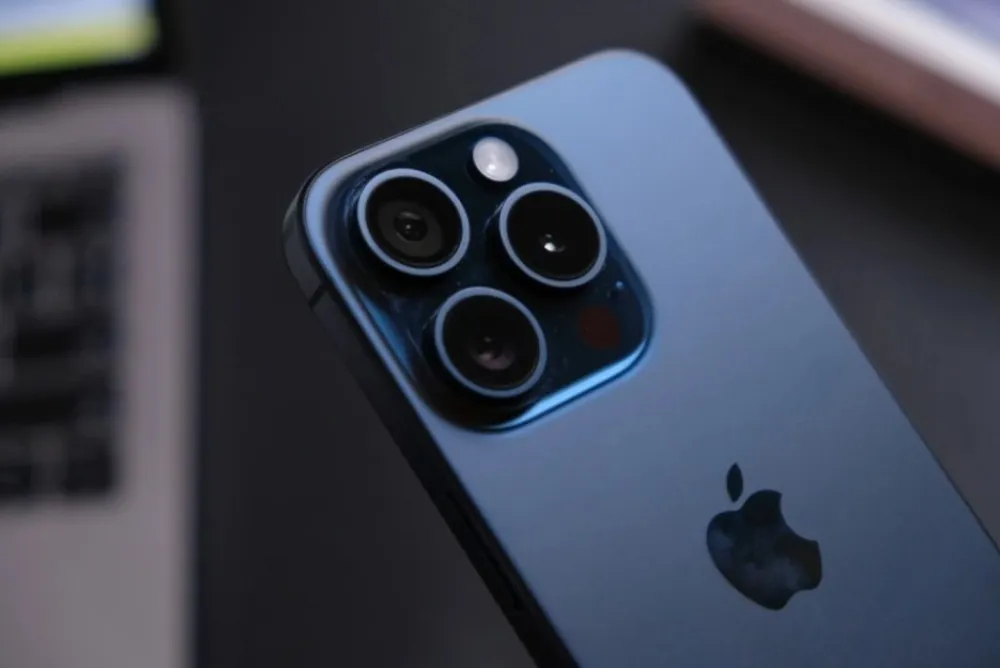 (VIDEO) Objavljeno kako se testiraju iPhone telefoni