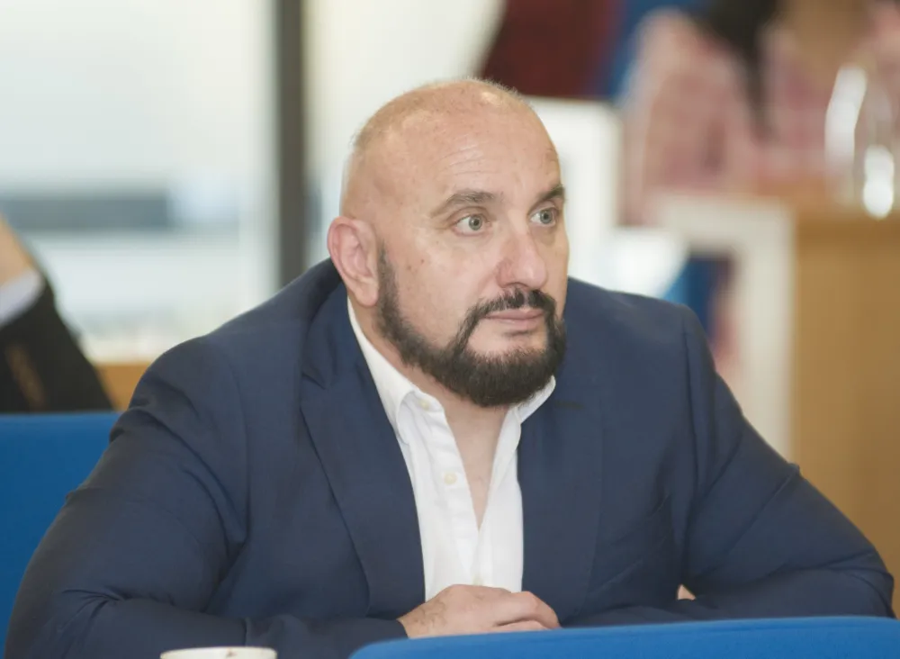 U promociјu donorstva uključiti i vјerske zaјednice i partiјe