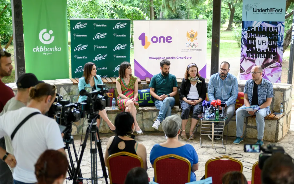 Učesnici presa danas u Njego&scaron;evom parku