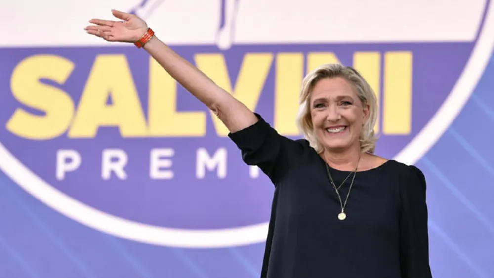 Republikanci u Francuskoj izbacili lidera iz članstva jer je htio savez sa Le Pen