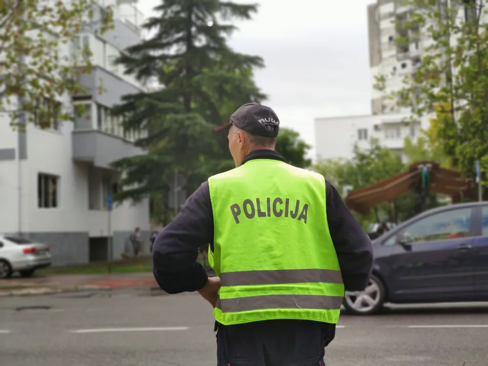 Zabrana saobraćaja za teretna vozila, autobuse i kampere od 15. juna do 15. septembra