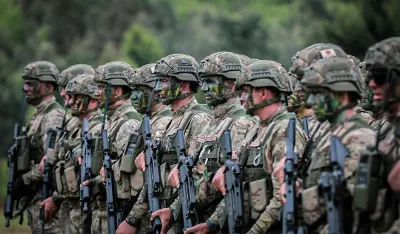 Raspisan oglas za upis osam kadeta na vojnim akademijama u Atini
