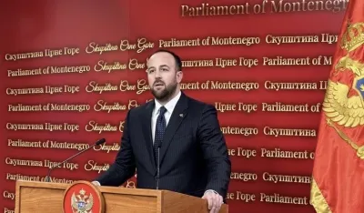 Nikolić: Spajiću, ne igraj se sa stabilno&scaron;ću Crne Gore