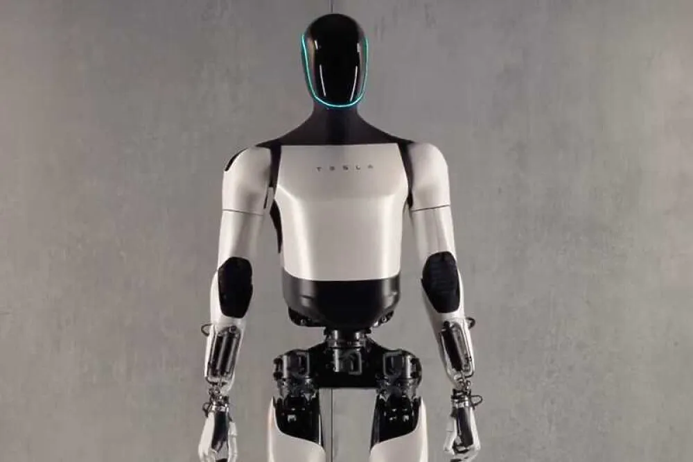 Ilon Mask: Robot Tesla Optimus može biti učitelj, saputnik i dadilja