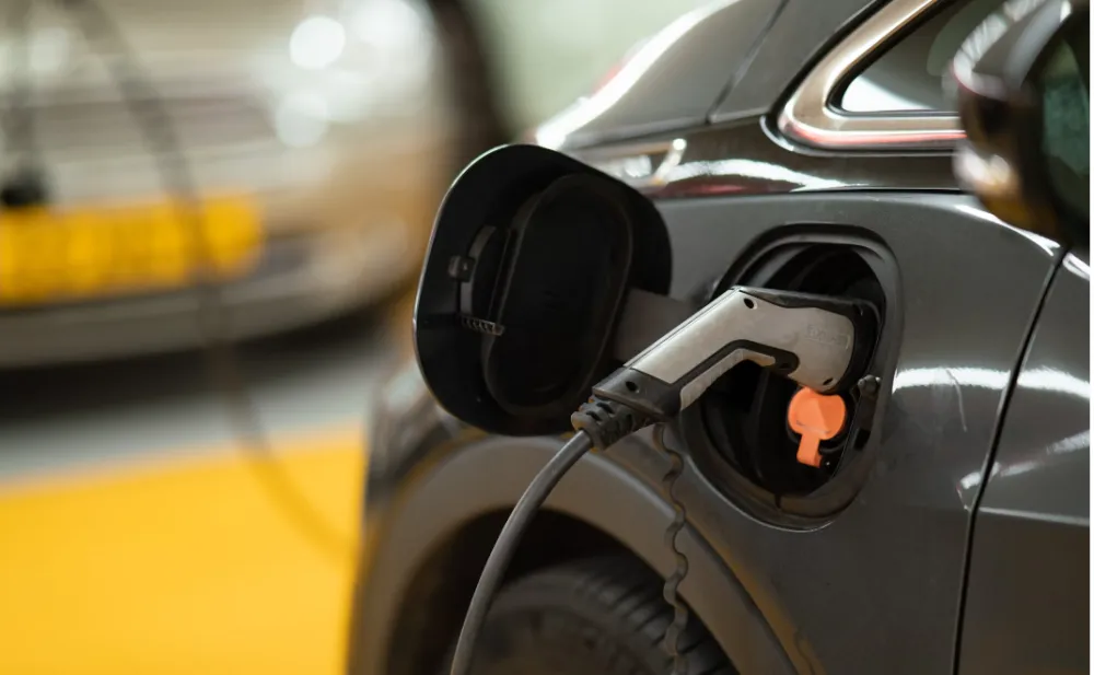 Elektirčni automobil