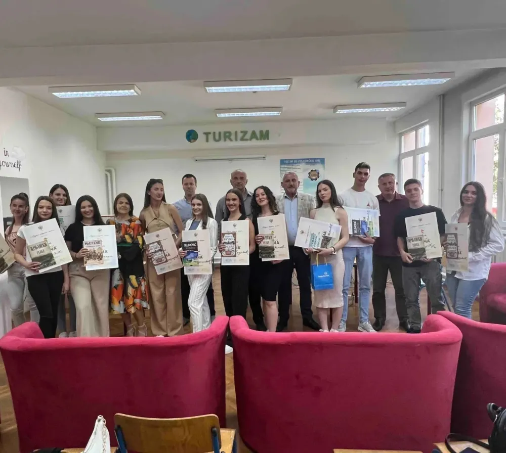 Bjelopoljskim dobitnicima diplome &bdquo;Luča&rdquo; uručene nagrade