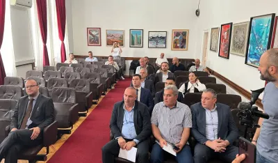На сједници СО 25. јуна од представника владајуће већине присуствовао само Дамјан Ћулафић