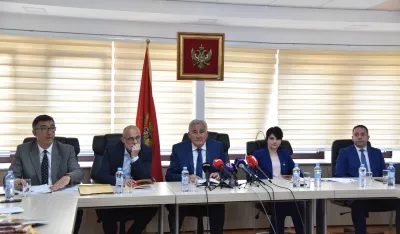 Deveti oglas za &scaron;efa Vrhovnog suda