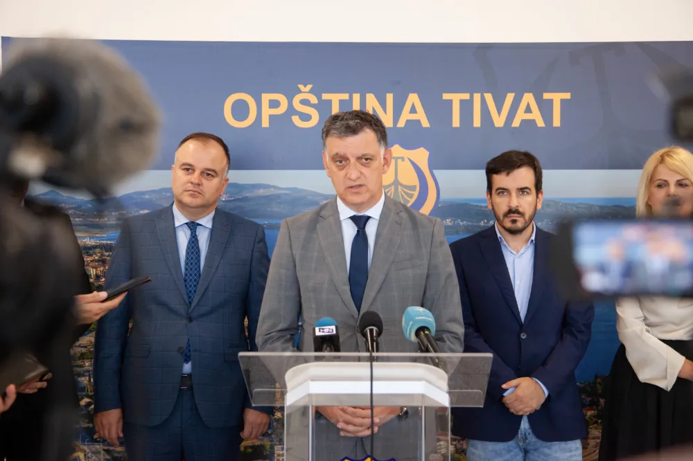 Sastanak u Op&scaron;tini Tivat