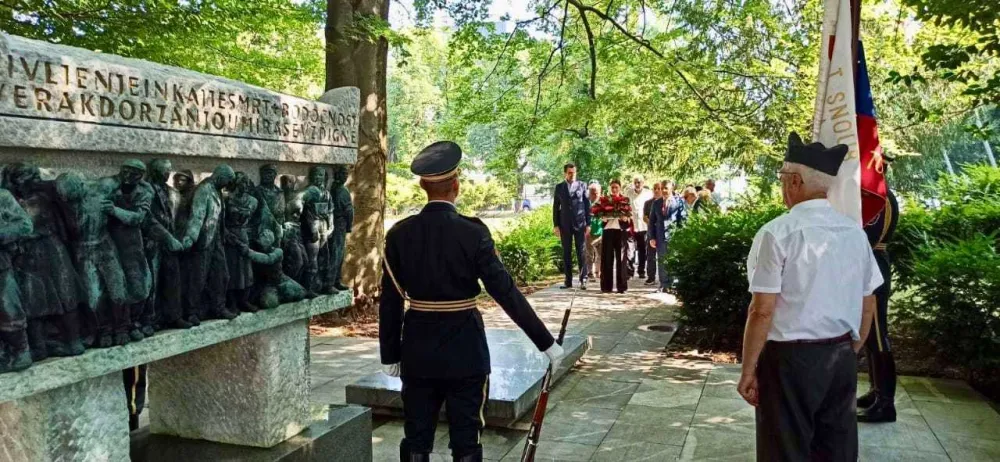 Polaganje vijenca u Ljubljani