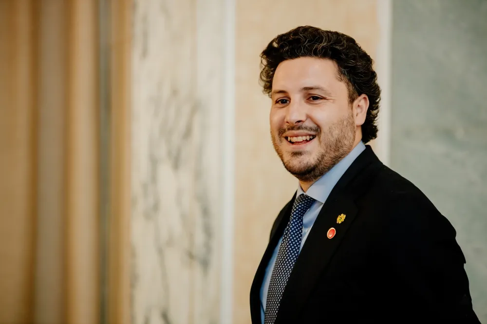 Abazović: Ne može se doć' do plaže, sve su straže, sve su straže Ibrahimović Draže