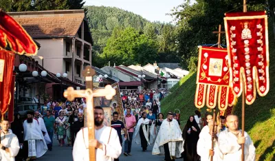 U Mojkovcu veličanstvena litija sloge i zajedni&scaron;tva
