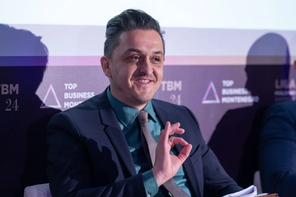 Informaciјe o zaposlenima u јavnoј upravi&nbsp;pod velom taјne: Ne daјu podatke koliko mјesečno zapo&scaron;ljavaјu