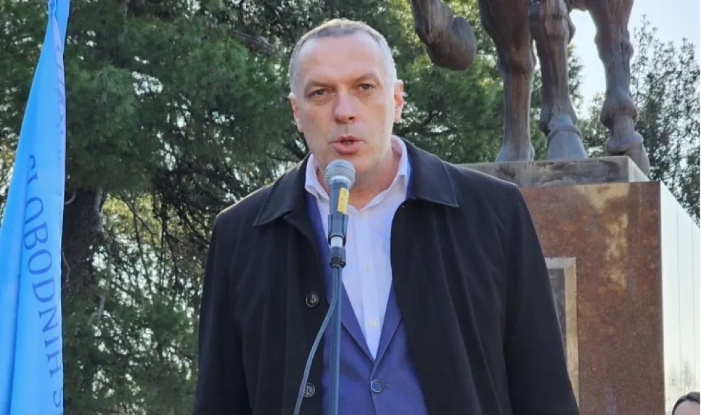 Uvećanjem julskih zarada prosvjetnim radnicima ostvaren je prvi dio sporazuma