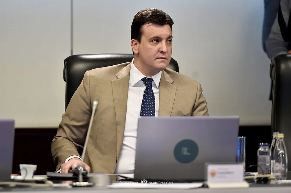 Milović: Spajić želi da spriječi istragu SAD u vezi njegovih poslovnih veza sa Do Kvonom