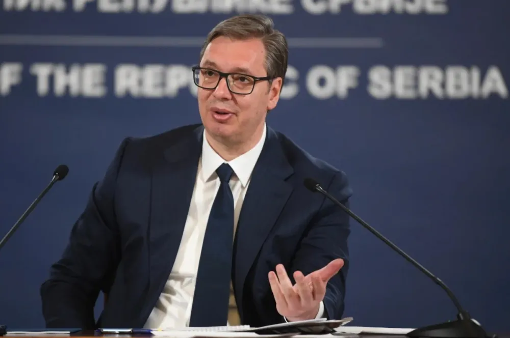 Ruske službe bezbjednosti upozorile Vučića: Spremaju se masovni neredi i državni udar