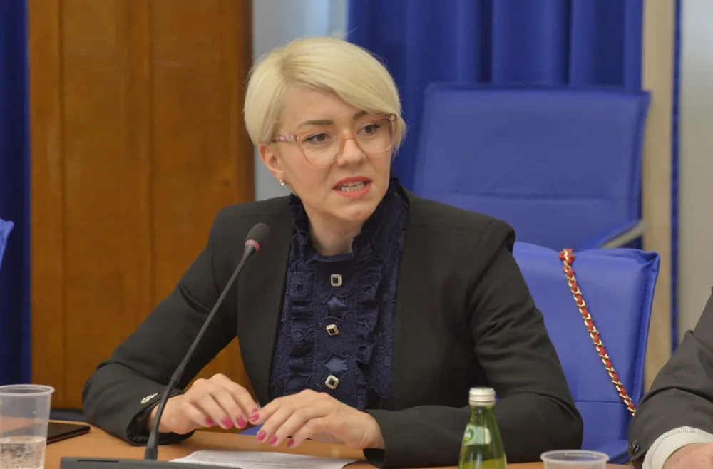 Božović za &ldquo;Dan&rdquo;: Niko ni u većini nema pravo da sam donosi odluke