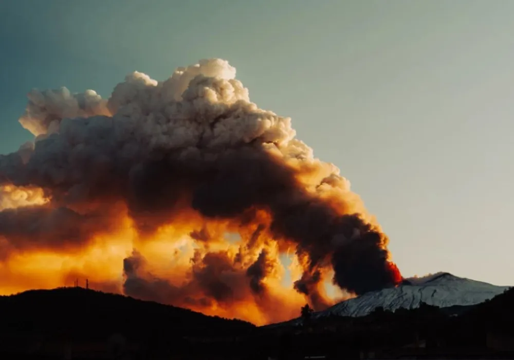 Eruptirao vulkan na Kamčatki, visina pepela do osam kilometara