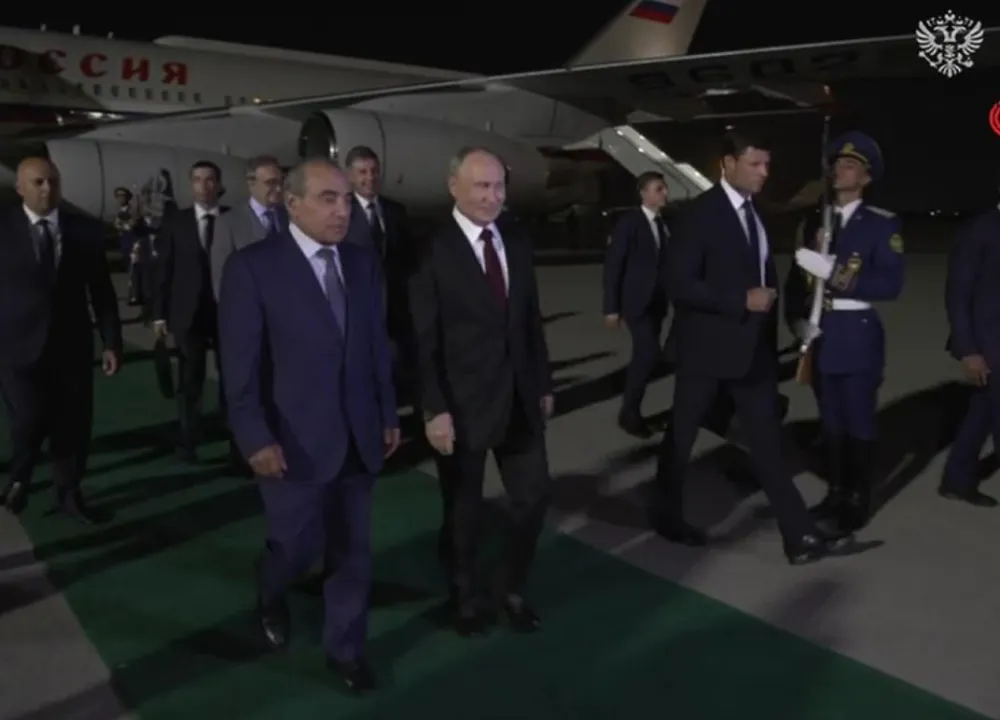 (VIDEO) Putin doputovao u Azerbejdžan: Svečani doček i večera kod Alijeva