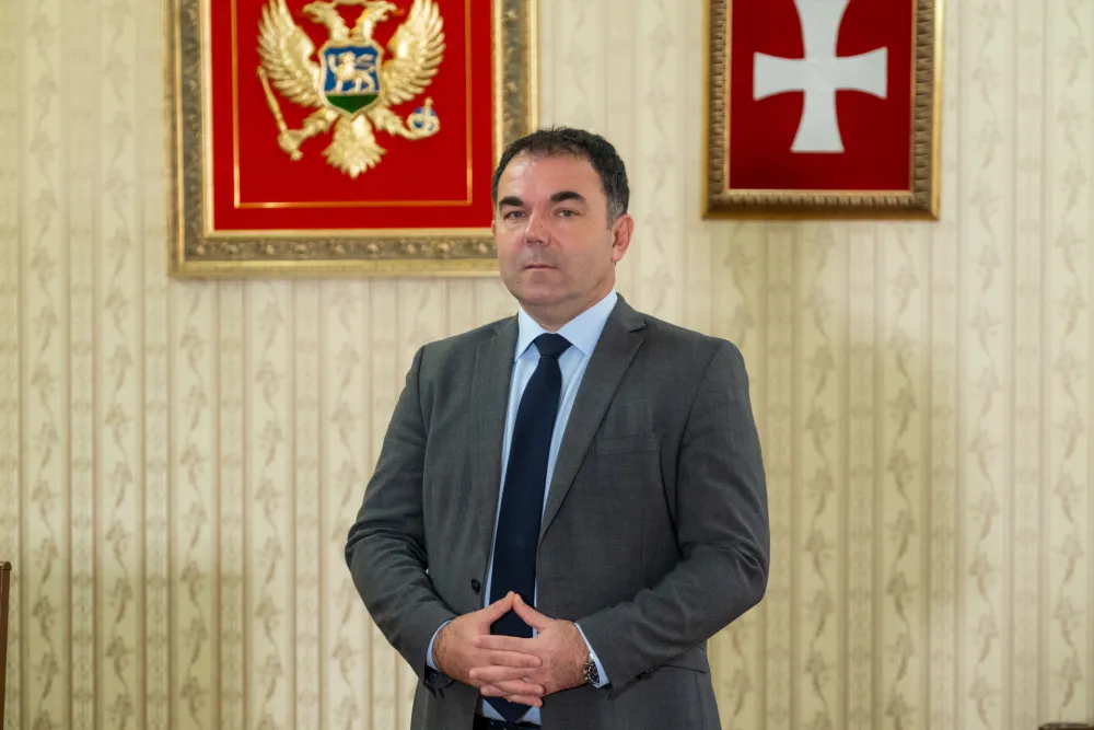 Đura&scaron;ković najavio tužbu zbog spota &bdquo;Srce Srbije&ldquo;: Zloupotrijebljeno kulturno nasljeđe Cetinja