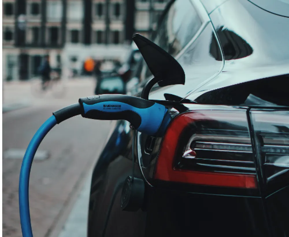 BMW prvi put prestigao Teslu u prodaji električnih vozila u Evropi