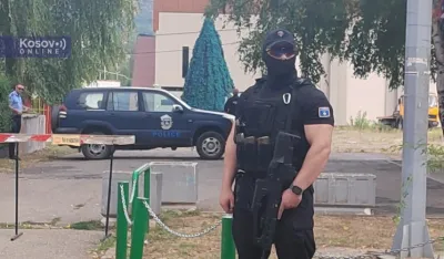 Kosovska policija upala u zgrade Privremenih organa u četiri op&scaron;tine na sjeveru