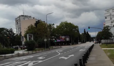 Putevi mokri i klizavi