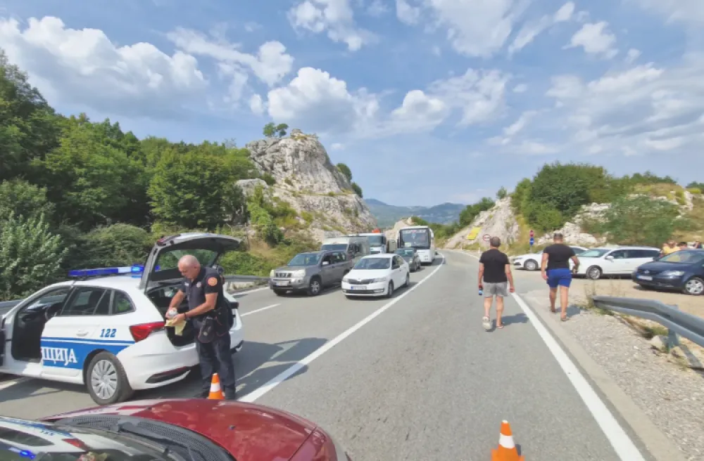 I sjutra blokada saobraćaja ukoliko ne bude postignut dogovor sa ministarkom Ni&scaron;ić