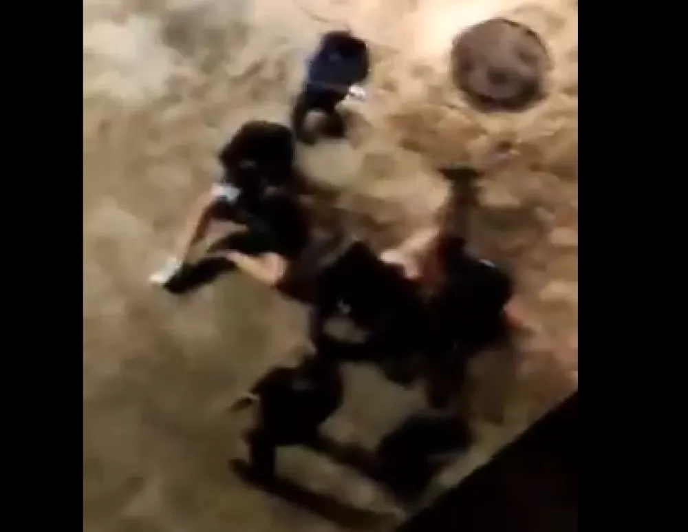(VIDEO) Kosovo: Uhap&scaron;ena četiri srpska mladića zbog napada na policiju