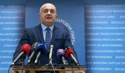Joković: Trobojka kao zvijeda vodilja i simbol nesalomivosti srpskog naroda