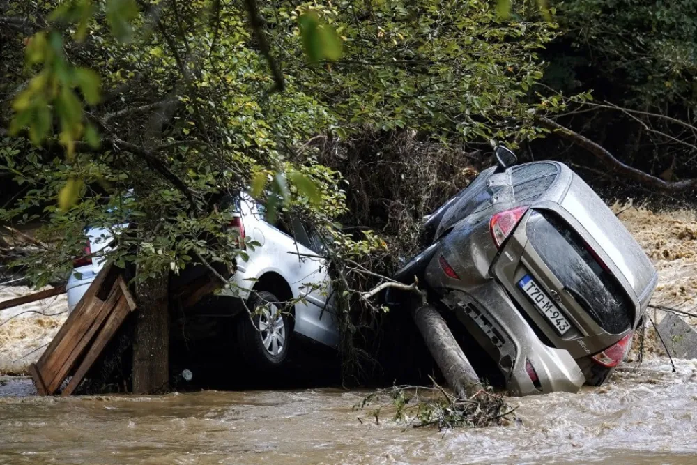 Četvrti dan od&nbsp;poplava u BiH: Nastavlja se potraga za nestalima