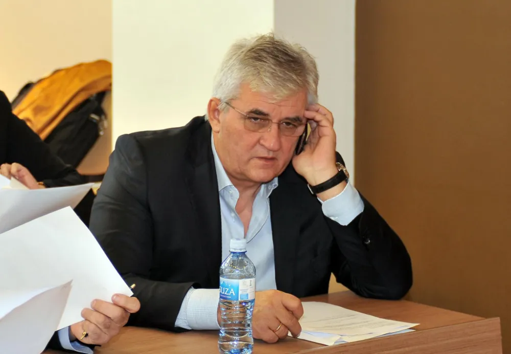 Radulović za "Dan": Vlada kao da namјerno PDV-om uni&scaron;tava turizam