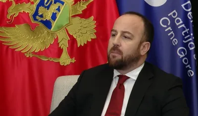 Nikolić: Vlada je izgubila legitimitet, politička scena će biti prestruktuirana kroz vanredne izbore