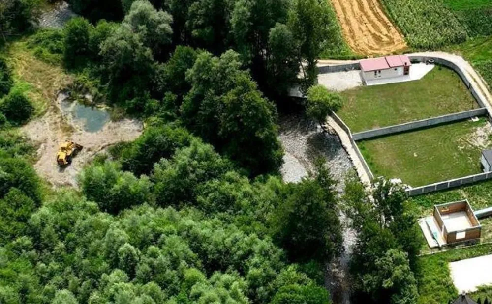 Za nelegalnu gradnju pored Bistrice optužili &scaron;est lica