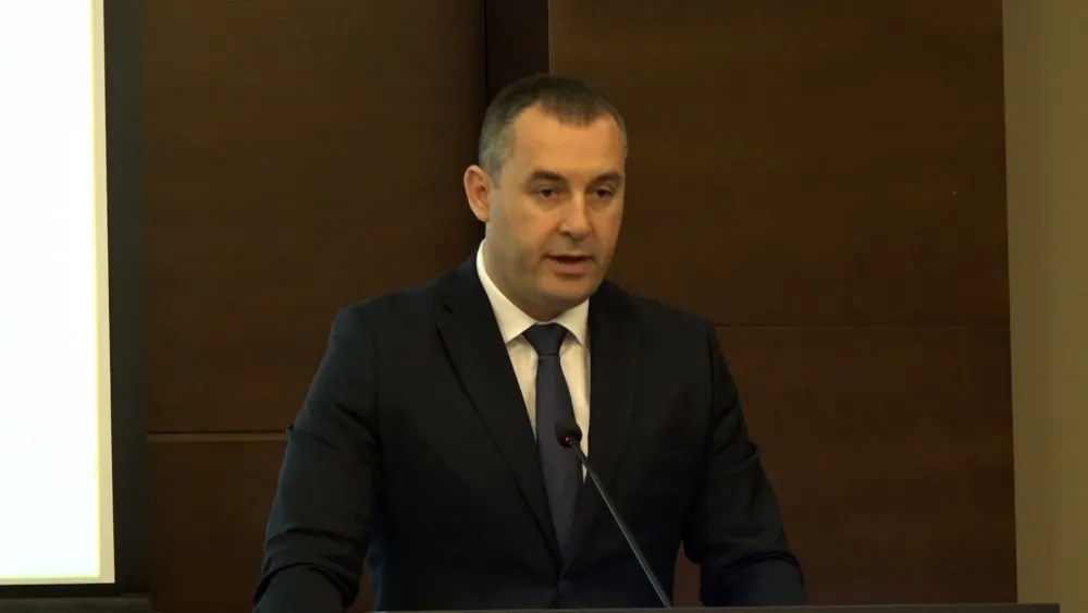 &Scaron;ćekić na Forumu mladih u Berlinu