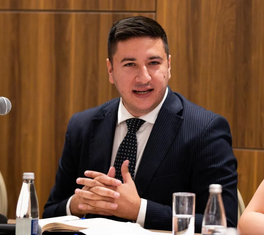 Dajković: Srbi ojačali, srpski da bude službeni jezik Crne Gore