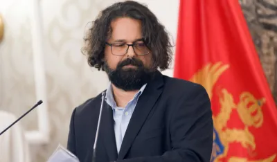 Za&scaron;titnik ljudskih prava utvrdio: "Spaljivanje" Nikolaidisa јe govor mržnje, Op&scaron;tina da se izvini