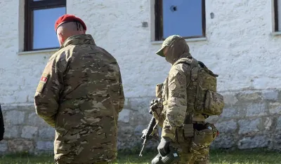 (VIDEO) Toma&scaron;evo i Sokolac četvrti dan pod opsadom vojske i policije: Intenzivna potraga za ubicom i dalje bez rezultata