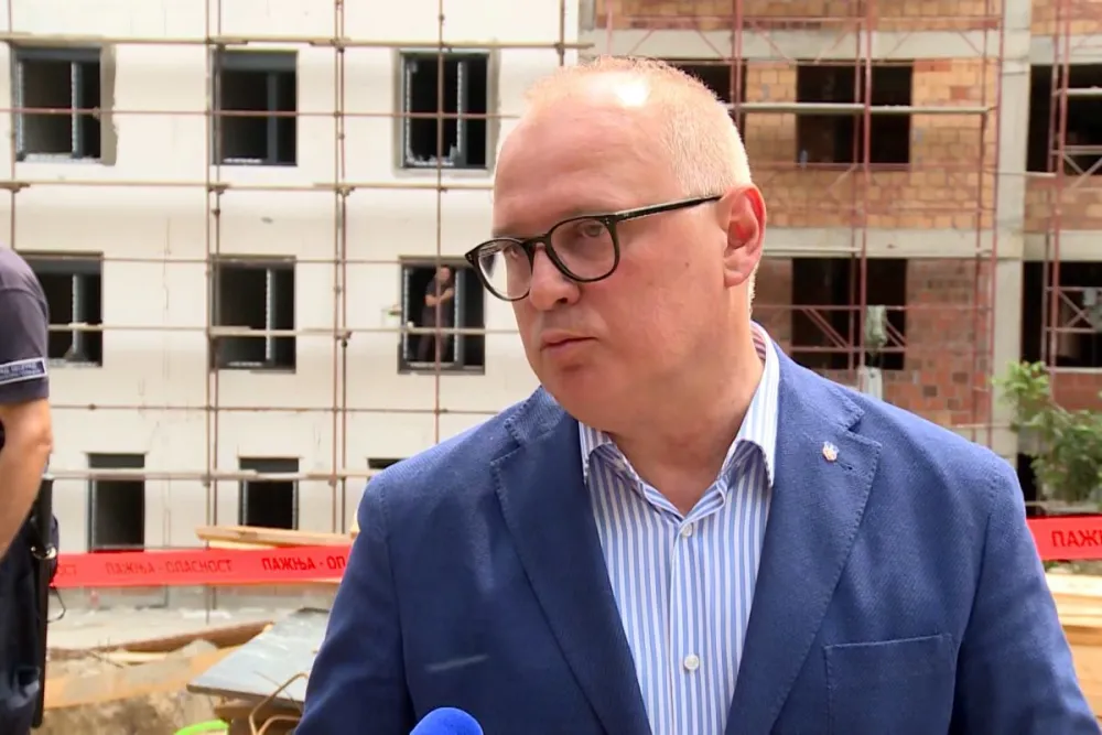 Vesić: U toku je istraga, utvrdićemo ko je odgovoran za nesreću u Novom Sadu