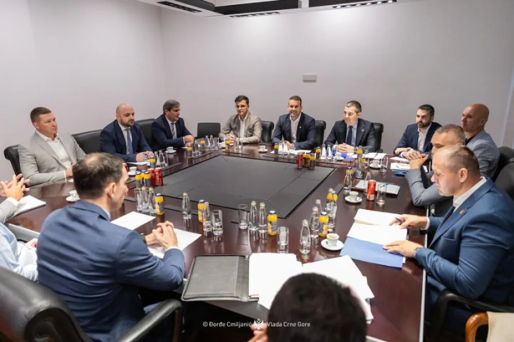 Sјednica Viјeća za nacionalnu bezbјednost protekla u napetoј atmosferi: Očekivane ostavke, a dočekani zaključci