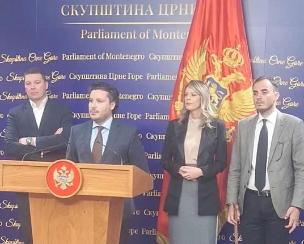 Press URA