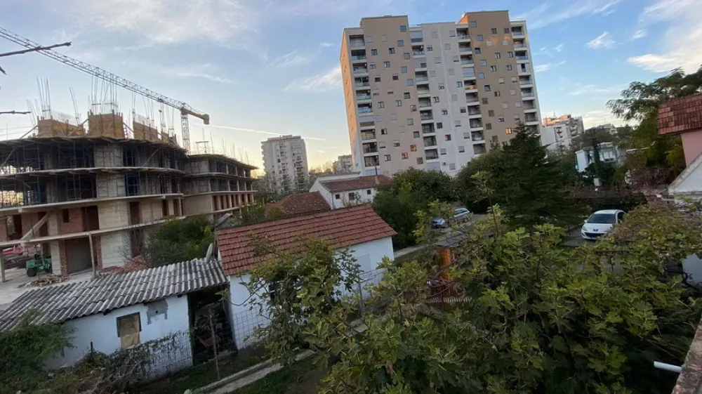 Put preko kuća