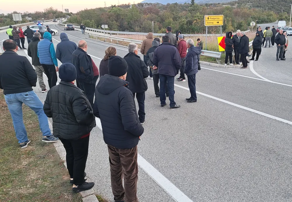 Mje&scaron;tani Bogetića blokirali magistralu