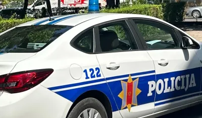 Mu&scaron;karac osumnjičen da je fizički napao vanbračnu suprugu&nbsp;i maloljetne kćerke: "Ima da vas nema, a ja ću odležati 3 - 6 mjeseci"