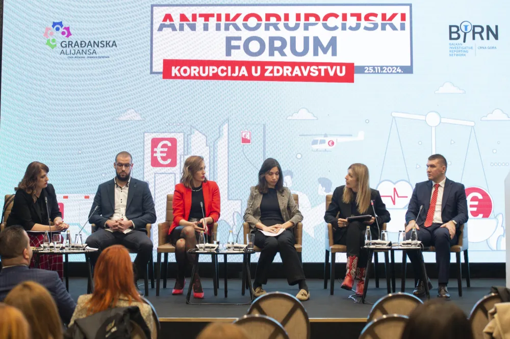 Sa&nbsp;Antikorupcijskog foruma