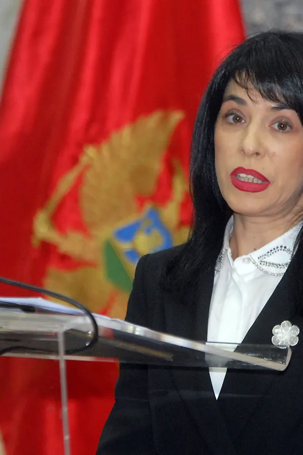 Bojanić - Lalović: Nije pitanje ko je zaposlio Čečovića, nego ko je bio nadležan i odgovoran kada je biv&scaron;a učenica prijavila slučaj